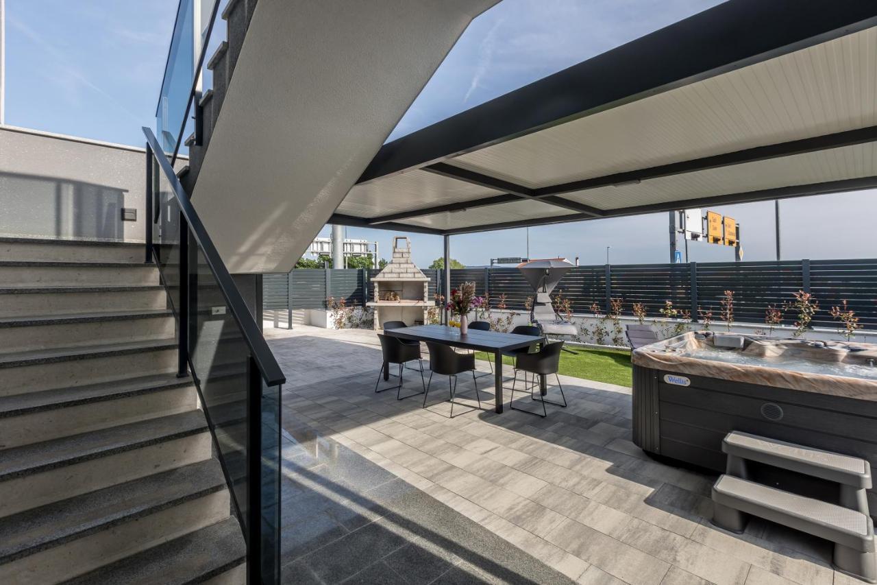 Luxury Apartments Katarina Kaštela Exterior foto